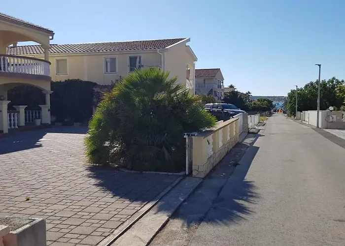 With Parking Space - 18407 Апартаменты *