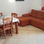 With Parking Space - 18407 Appartamento Vir