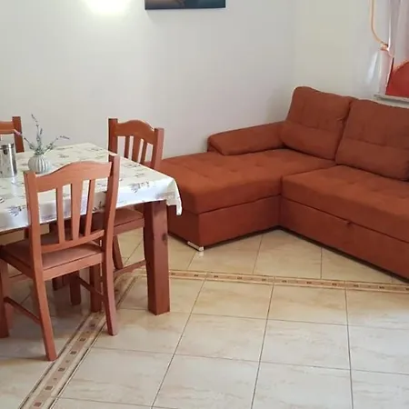 With Parking Space - 18407 Апартаменты Вир