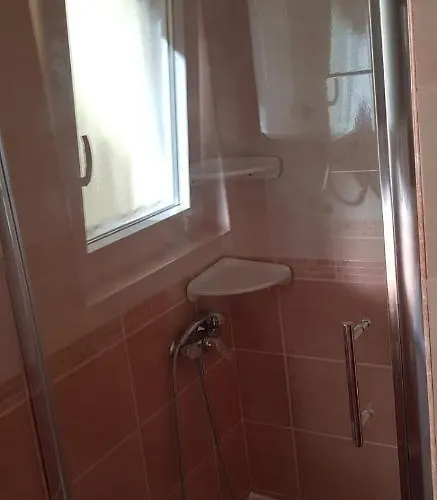 Apartman With Parking Space - 18407 *